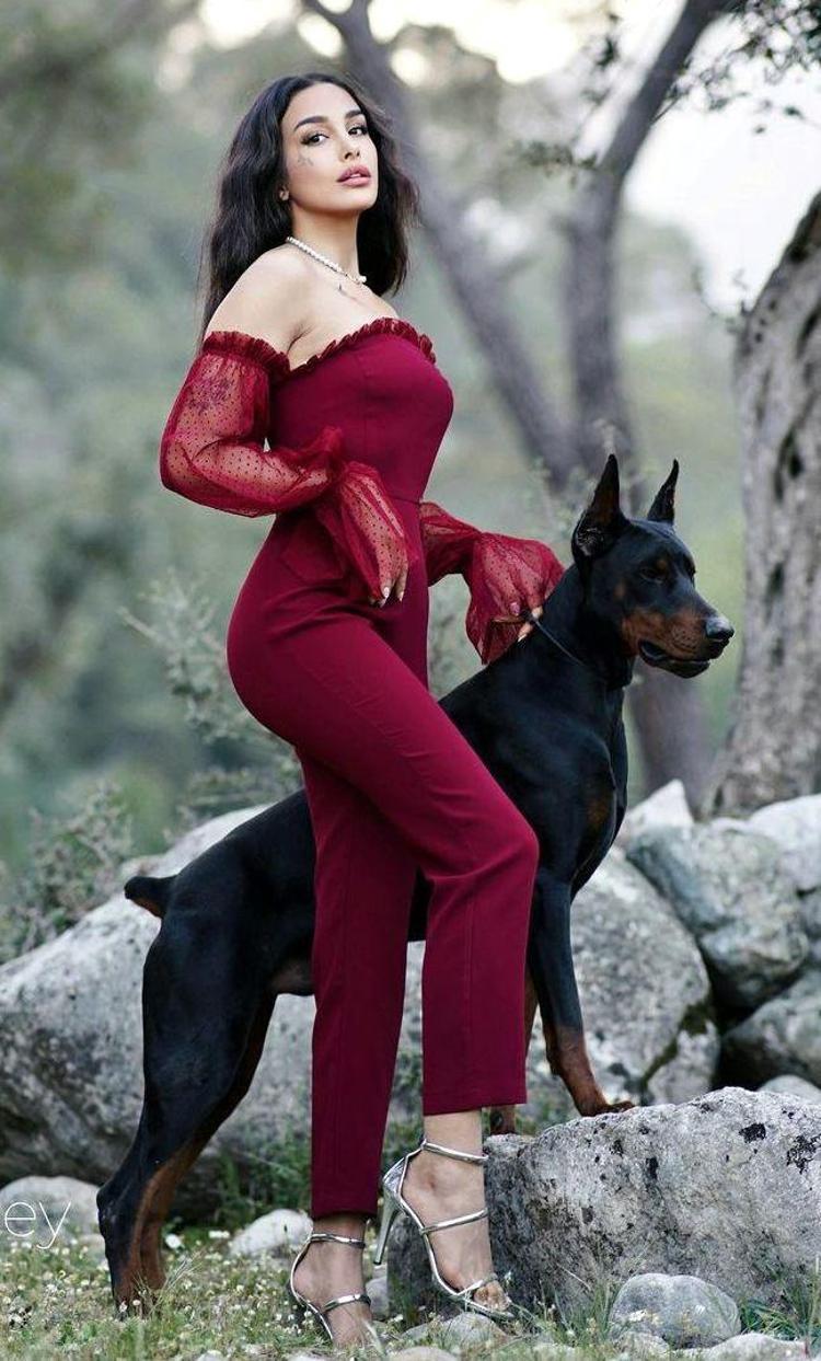 KAZADAN 4 SAAT ÖNCE PASTASIYLA GÖRÜNTÜ PAYLAŞMIŞ