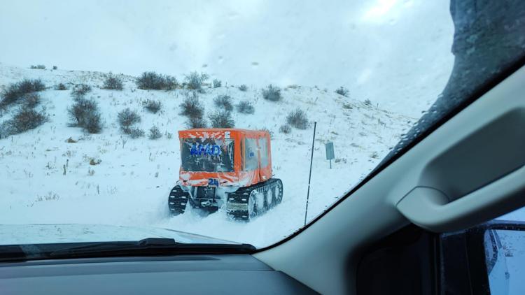 YOLDA KALAN 5 KİŞİ KURTARILDI