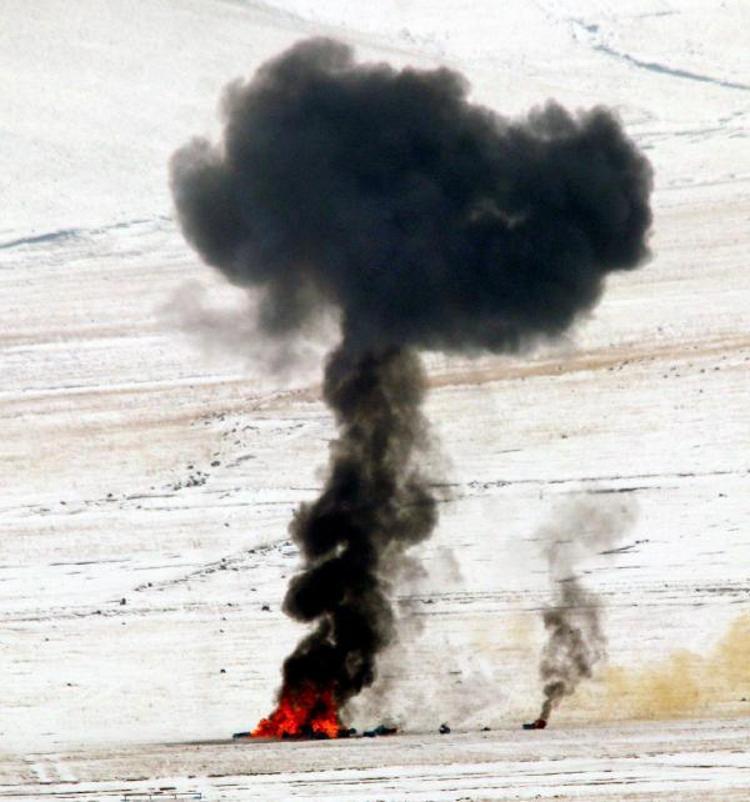 BAKAN AKAR İLE FOTOĞRAF ÇEKTİRDİLER