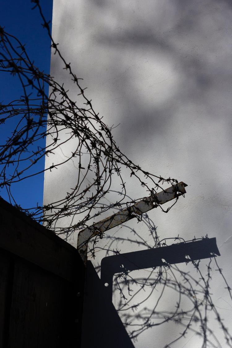 BU EŞYALARI KULLANMALARI İNFAZ REJİMİ İLE İLİŞKİLİ