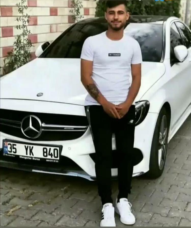 DEPREM BÖLGESİNDEKİ ŞEHİDİN ACI HABERİ AİLESİNE VERİLDİ