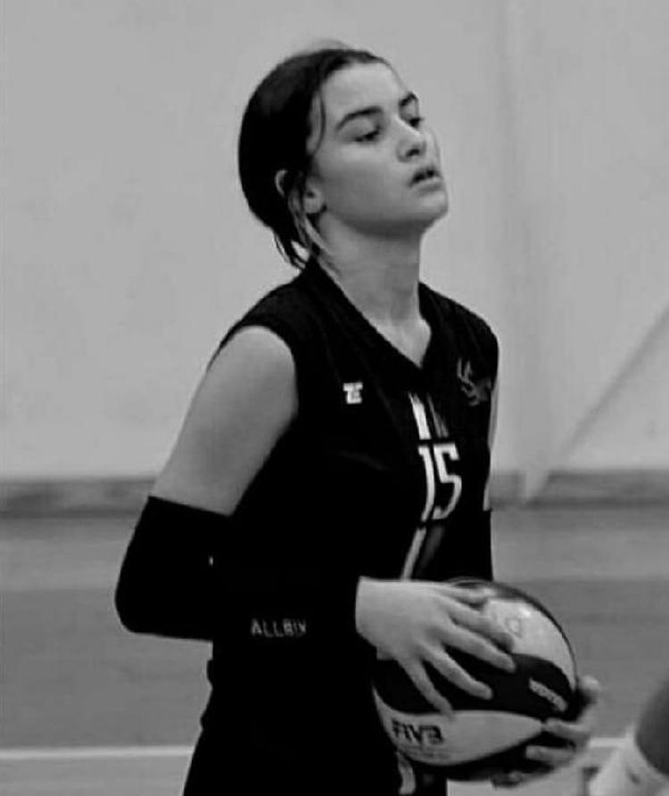 PROFESYONEL VOLEYBOLCU