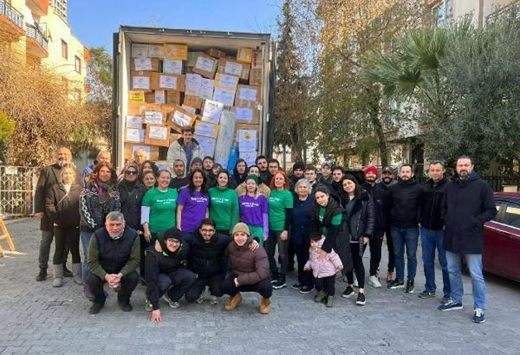 BEN DE ONLARLA ÜŞÜYORUM