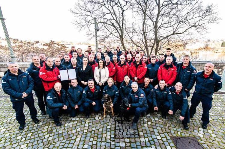 ‘İŞTE KARDEŞLİK BUDUR’