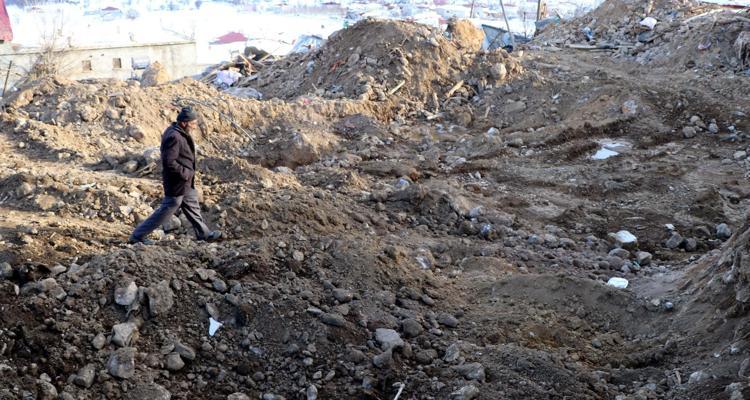 BEN ONLARIN YANDIĞINI DÜŞÜNÜYORUM