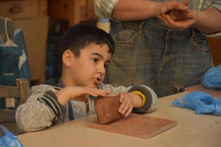 BÜTÜN ATÖLYELERİMİZİ ÇOCUKLARIN HİZMETİNE SUNDUK