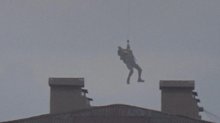 ASKERİ HELİKOPTERLER GALERİA’DAKİ KEDİLER İÇİN HAVALANDI