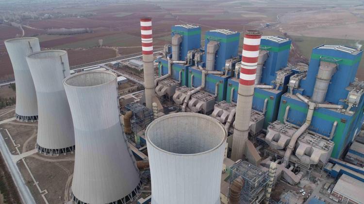 2 BÜYÜK DEPREME RAĞMEN AYAKTA KALDI