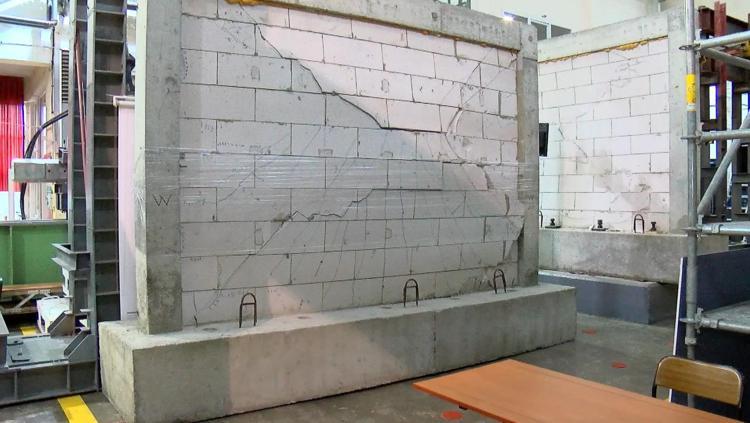 BİNALAR ZEMİNİNE UYGUN KAT SAYISINDA OLMALI