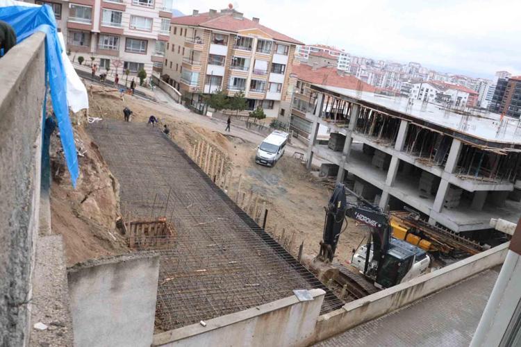 BİZLİK BİR SORUN YOK