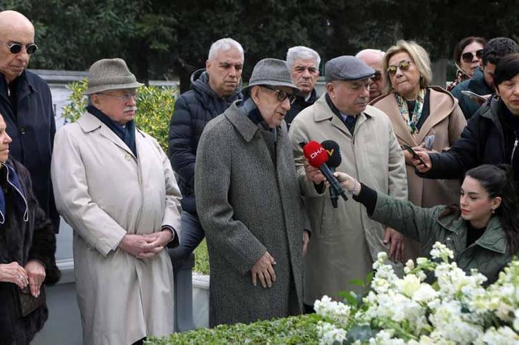 DÜRÜSTLÜĞÜN, TAVİZ VERMEZLİĞİN VE GAZETECİLİĞİN SİMGESİ