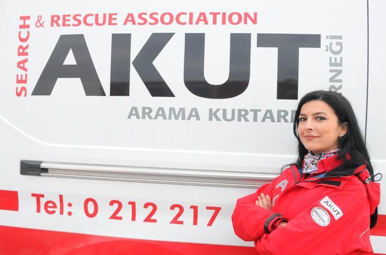 ‘ERKEKLERLE AYNI İŞİ YAPIYORUZ’