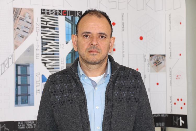 YÜKSEK NÜFUSU OLAN İLÇELERDE TOPLANMA ALANLARI SIKINTILI