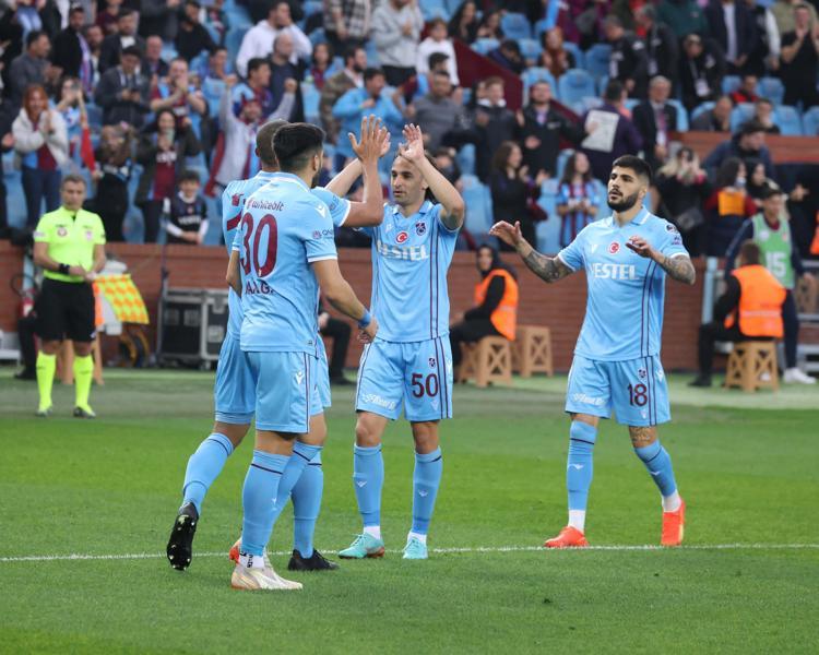 MARKOVIC İLK MAÇINA ÇIKTI