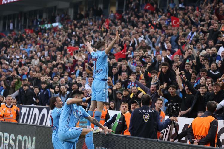 VISCA’NIN HARİKA DÖNÜŞÜ