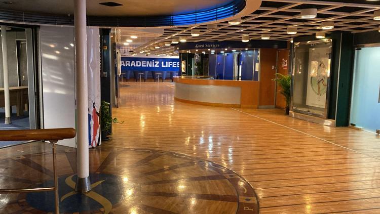 ‘DÜNYANIN EN BÜYÜK VE EN HIZLI FERİBOTU’