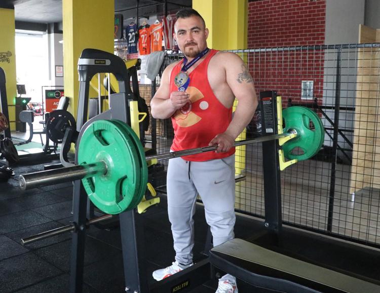 KÜÇÜK BİR MİKTAR OLSA DA YARDIM ETMEK BENİ MUTLU ETTİ