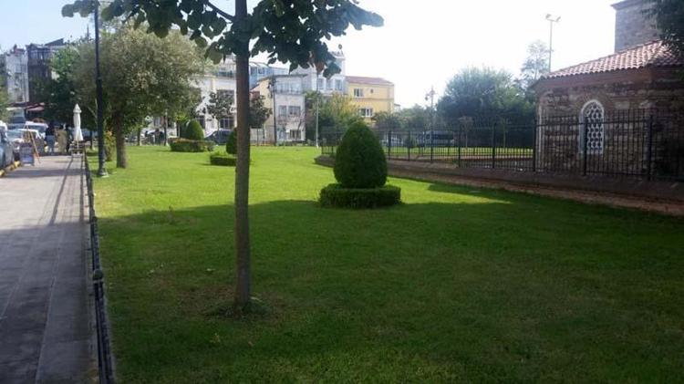 HÜSEYİN AĞANIN KONAĞI YIKILMIŞ