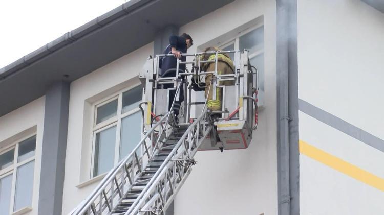 “ÖĞRENCİLERİMİZİ SON DERECE DONANIMLI BİR ŞEKİLDE YETİŞTİRİYORUZ