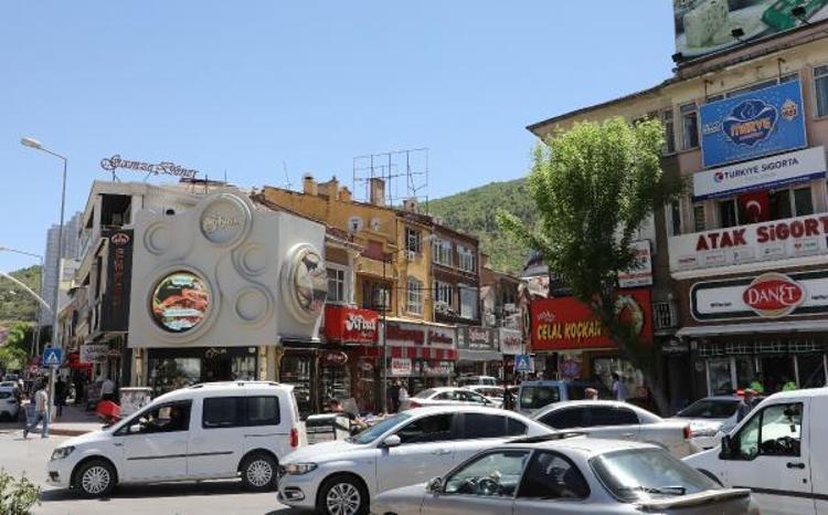 ÇATILARIN TAMAMINI ELDEN GEÇİRDİK