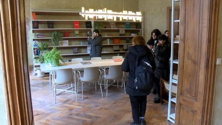 “BOTTER, ÇATISINDA AĞAÇ BİTMİŞ HALDEYDİ