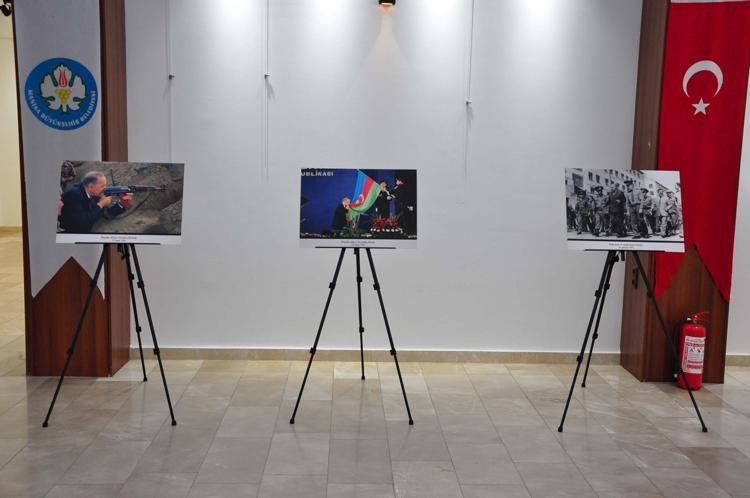 HAYDAR ALİYEVİN ANISINA FOTOĞRAF SERGİSİ