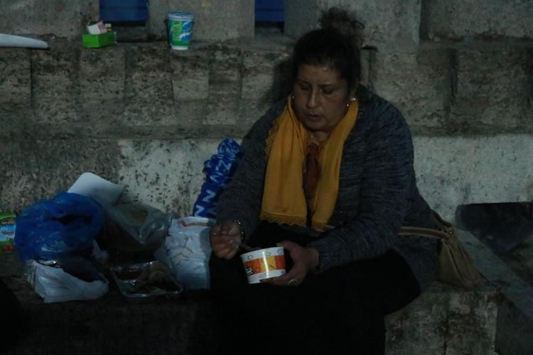 NE MUTLU Kİ BURADAYIZ