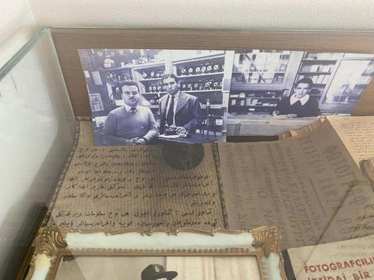 MÜBADELE İLE AİLELER VE FOTOĞRAFHANE GİRİTTEN İZMİRE TAŞINIYOR