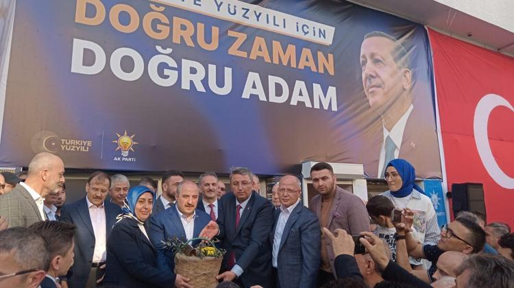 İMAMOĞLUNA BİR TUR ATMASI İÇİN TOGGU VERİRİM AMA BELEŞE OLMAZ