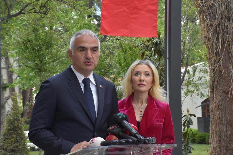 TURİZMDE İLK ÇEYREK REKORU