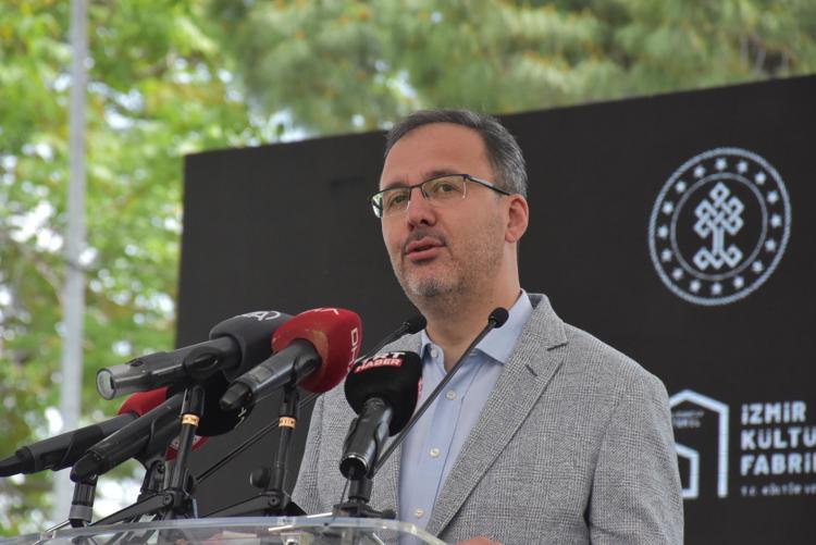 GENÇLERİN MUTLULUĞUNU ARTTIRMAYA TALİBİZ