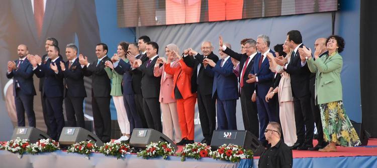 BU DÜZEN ONLARIN İŞİNE GELİYOR