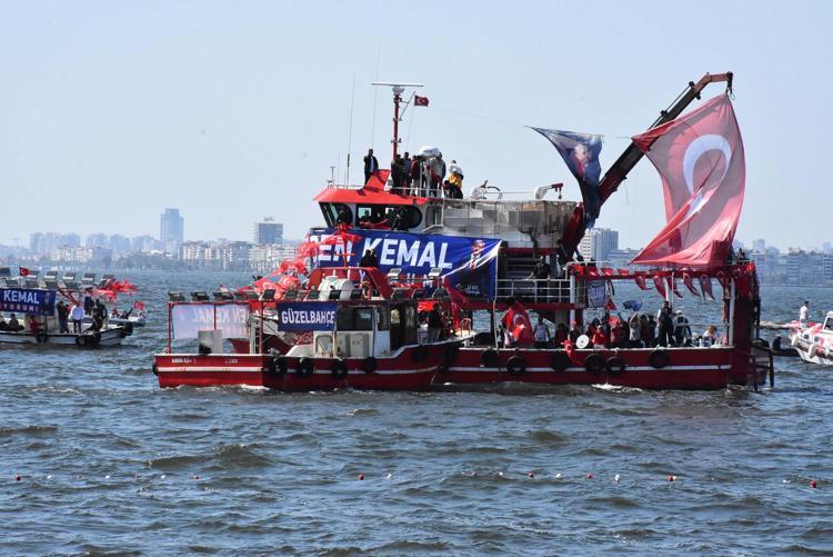 TÜYÜ BİTMEMİŞ YETİMİN HAKKINI YEMEM, YEDİRMEM