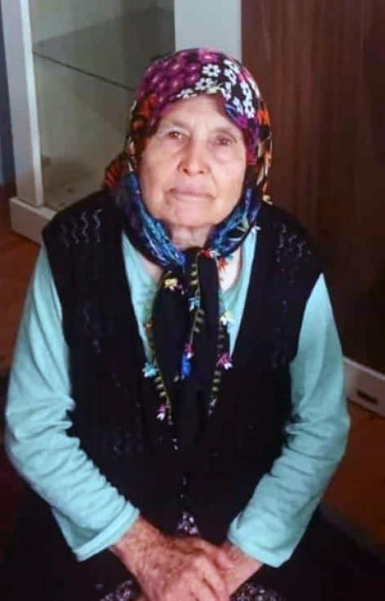 DOKTOR SÜMEYYE 6 AY ÖNCE EVLENMİŞ