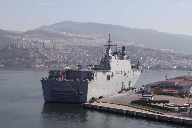 TCG ANADOLU ZİYARETÇİLERE AÇILDI