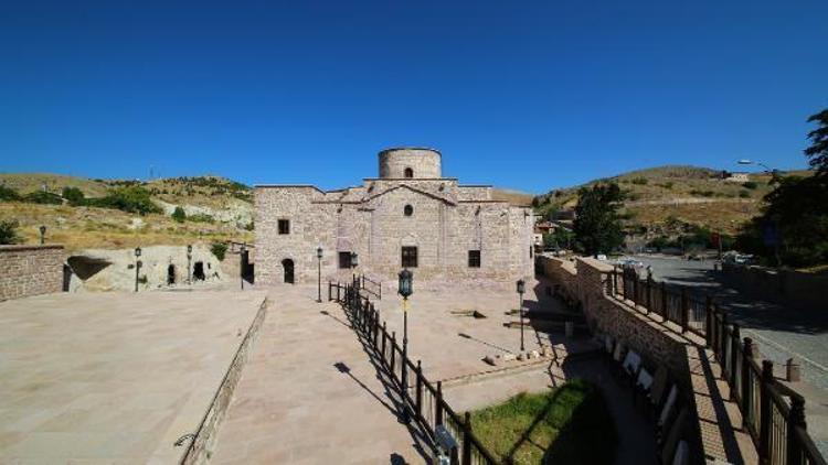 RUMCA İBADET ETMEYİ REDDETMİŞLER