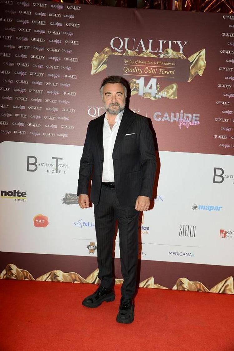 İŞ DÜNYASI ÖDÜLLERİ