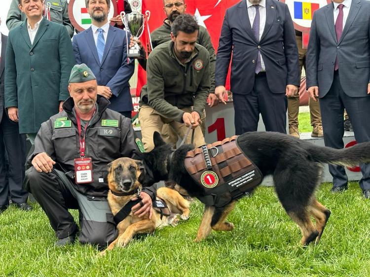 İŞ BİRLİĞİNİ ARTTIRMALIYIZ