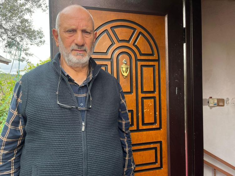 BİZİ YAKMAYA GELDİ