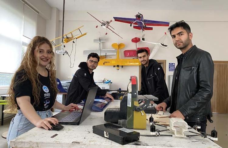 TEHDİT UNSURLARINI CANLI GÖZLEMLİYOR