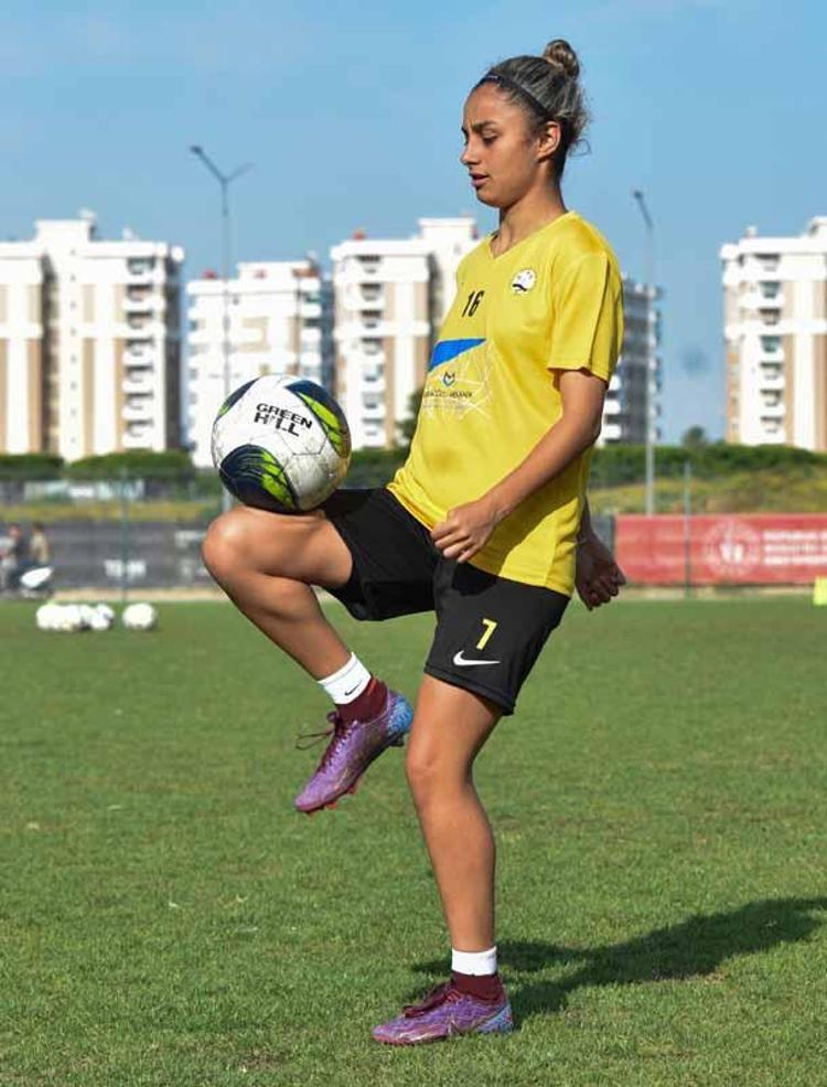 BAZEN OTURURKEN SARSINTI OLUYORMUŞ GİBİ HİSSEDİYORUZ