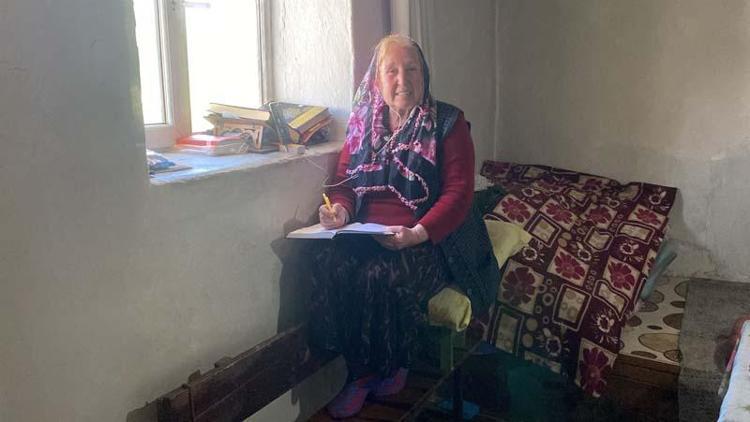 ‘EN ZOR ŞARTLARDA DAHİ EĞİTİMİME DEVAM EDİYORUM’