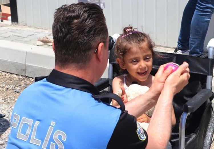 ‘BEN ÖLÜRSEM KİMSESİZ KALIR, TEDAVİ EDİLSİN’