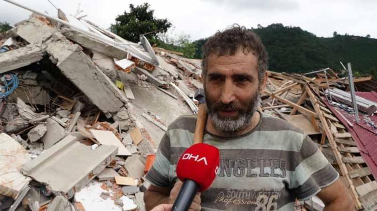 ‘MALZEMELERİMİ KURTARMAYA ÇALIŞIYORUM’