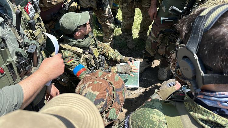 ‘TÜRKİYE’NİN EN BÜYÜK ETKİNLİĞİNİ YAPIYORUZ’