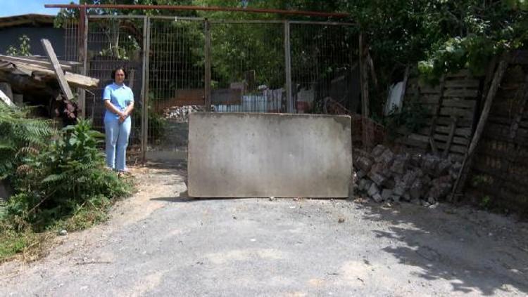 “KAPIMDA BIÇAK BİLİYOR, SENİ KESECEĞİM DİYOR