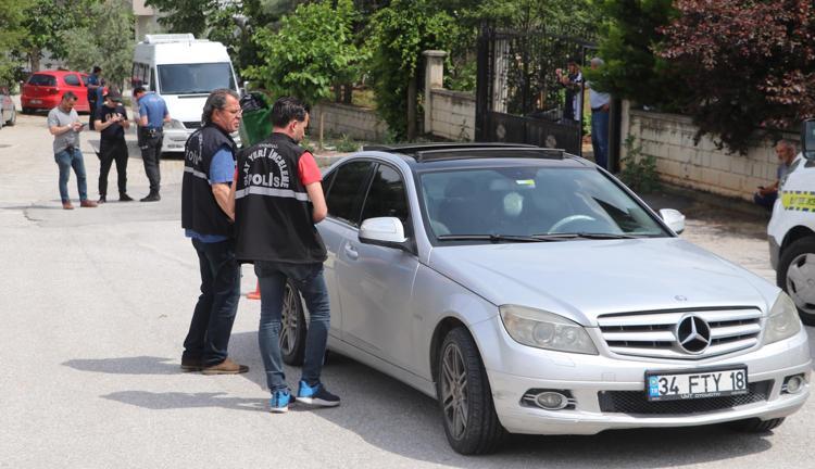 MÜTEAHHİT SAPLANTILI AŞIK ÇIKTI