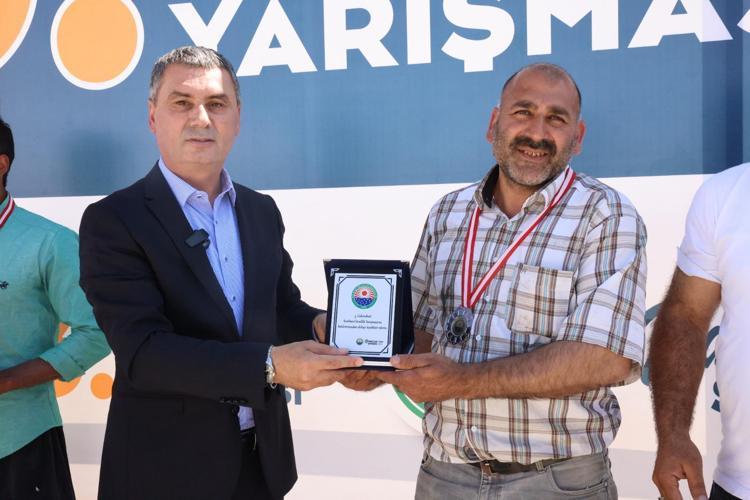 ARABAYLA TAKAS YAPARIZ