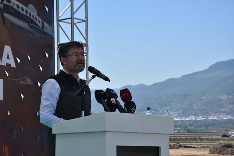 ‘NEFES, YERLİ VE MİLLİ BİR HELİKOPTER’