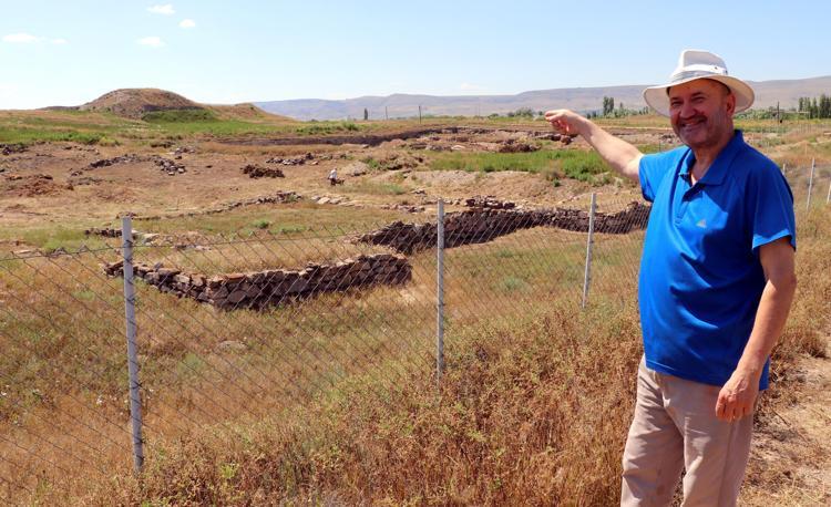 KAZILAR 75 YILDIR KESİNTİSİZ OLARAK DEVAM EDİYOR